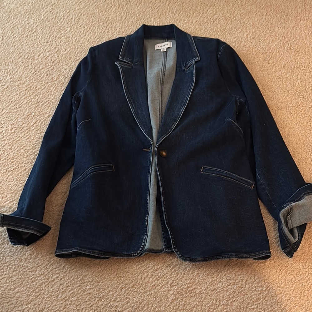 Evereve Women's Blue Denim Jacket